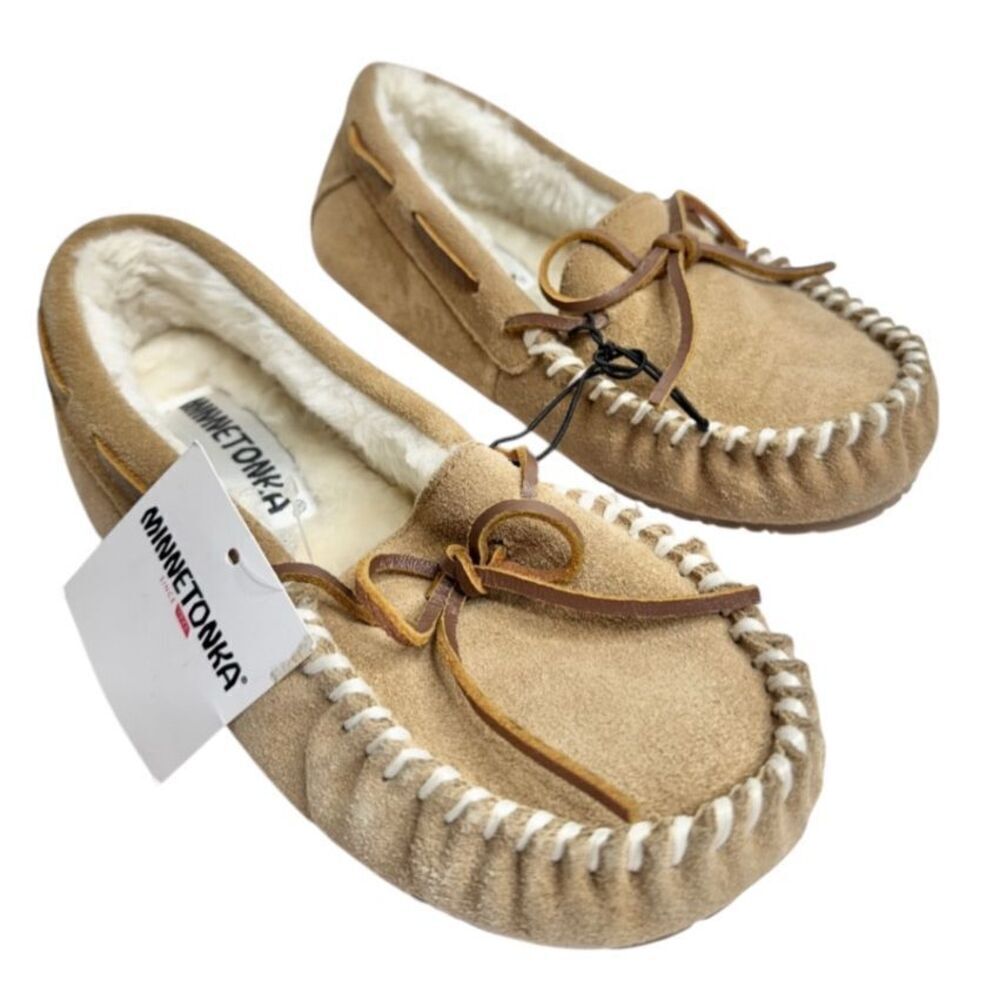 Minnetonka Loafers Womens Size 5 Faux Fur‎ Tan Leather Slip On Casual Shoes NEW